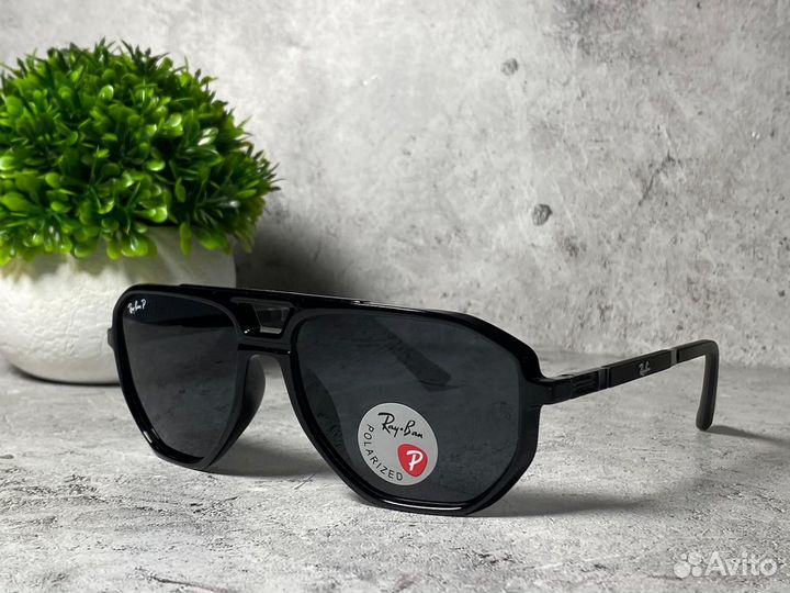 Cолнцезащитные очки Ray Ban