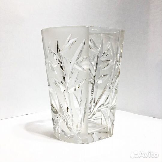 Ваза Иней. лзхс. Смирнова