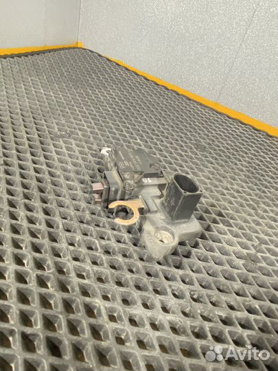 Регулятор генератора Volkswagen passat cc