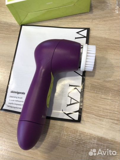 Щетка для очищения лица Mary kay