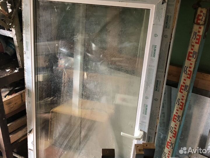 Оконый блок пластиковый в сборе и окно откидное