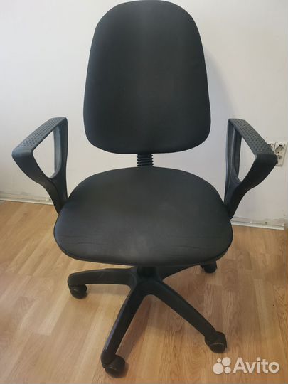 Компьютерное кресло