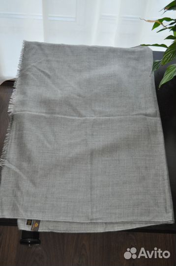 Loro Piana. палантин оригинал