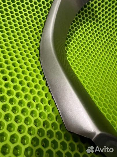 Накладка консоли АКПП левая Toyota Land Cruiser