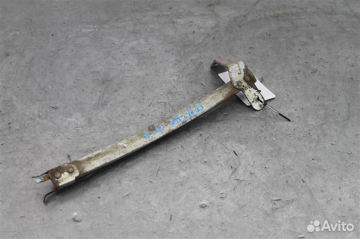 Направляющая стекла двери передней левой Nissan S