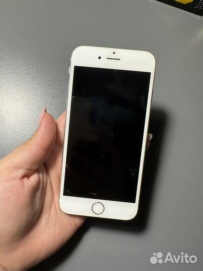 iPhone 6S, 64 ГБ