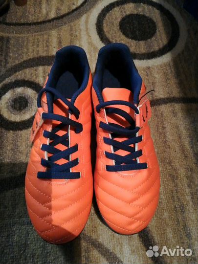 Совершенно новые бутсы