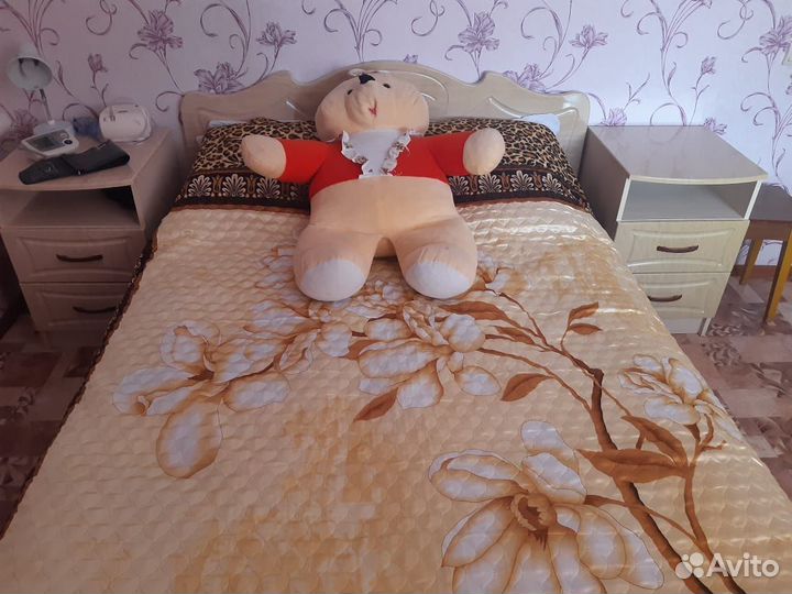 Спальный гарнитур бу