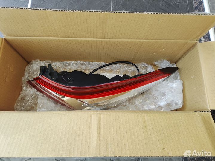 Задний фонарь