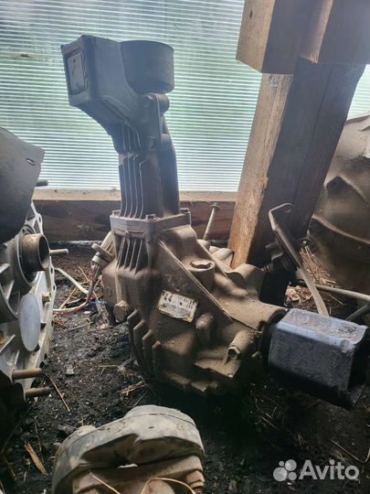 Передний редуктор Lexus Rx 350