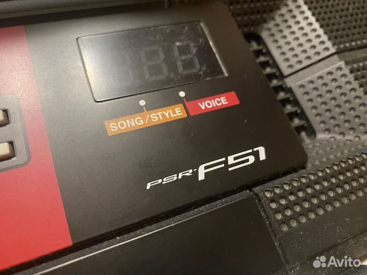 Синтезатор Yamaha PSR F51