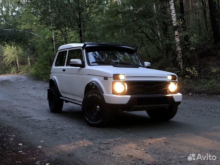 LADA 4x4 (Нива) 1.7 МТ, 2005, 125 920 км