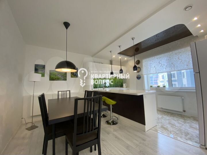 3-к. квартира, 118 м², 3/23 эт.