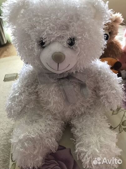 Плюшевый медведь