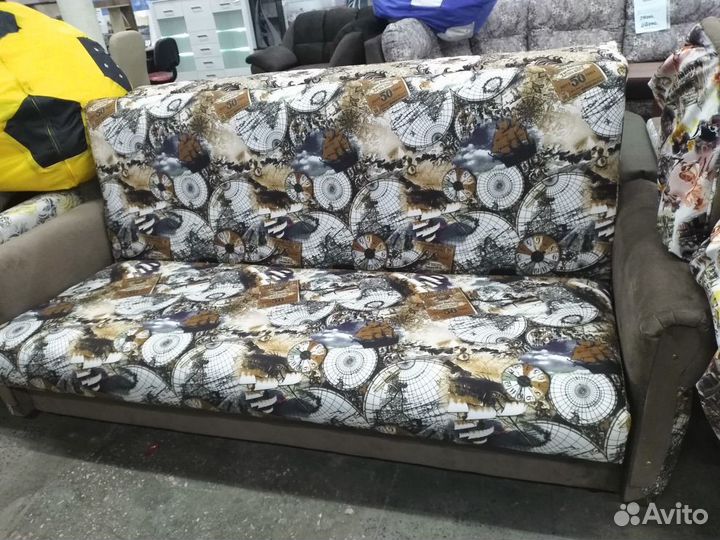 Диван книжка
