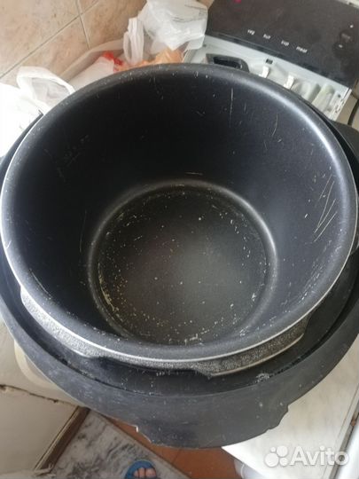 Мультиварка redmond