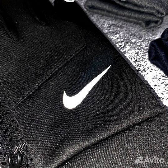 Перчатки Nike новые