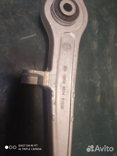 Рычаг передней подвески VAG