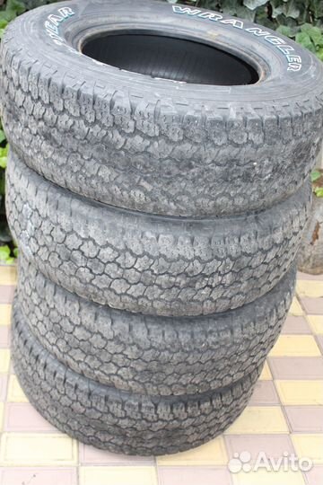 Goodyear Wrangler AT 255/70 R16 111T