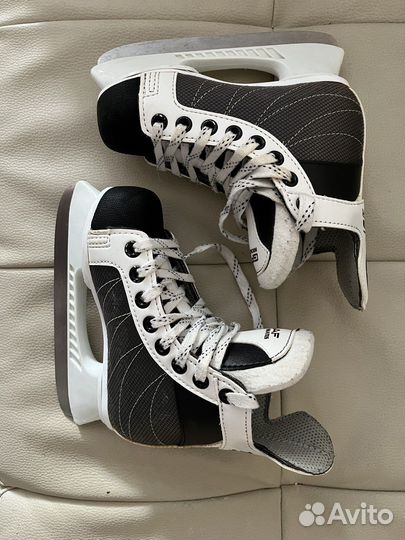 Коньки хоккейные graf