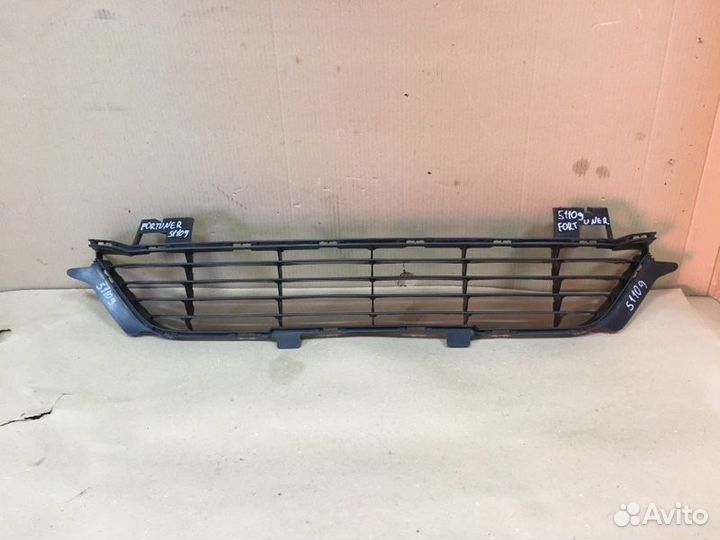 Решетка бампера передняя Toyota Fortuner 2 160