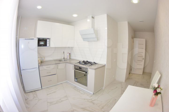 2-к. квартира, 70 м², 9/18 эт.