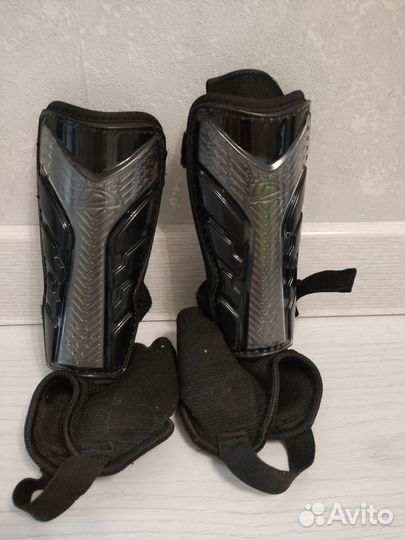 Щитки для футбола