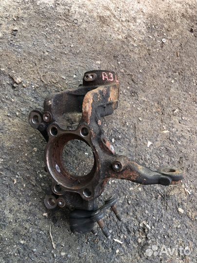 Поворотный кулак левый Audi A3 8P 280мм
