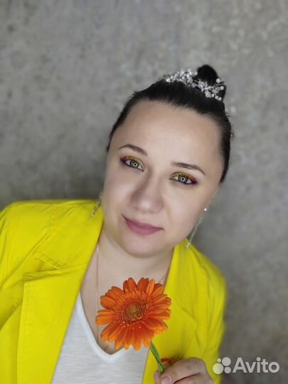 Обучение наращиванию ресниц бровист
