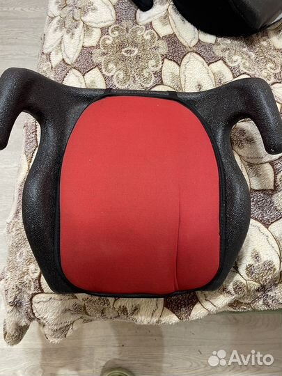 Детский бустер автомобильный