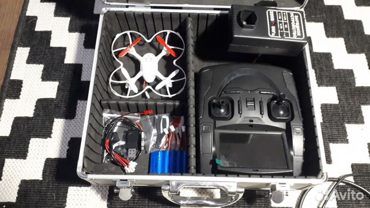 Квадрокоптер Hubsan X4 H107D