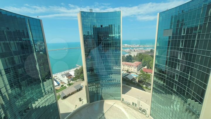 3-к. апартаменты, 106 м², 14/17 эт.