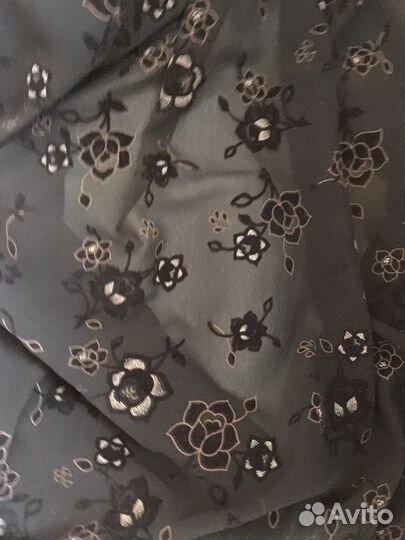 Отрез ткани шелк