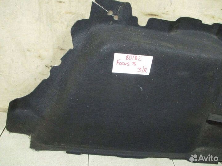 Обшивка багажника Ford Focus 3