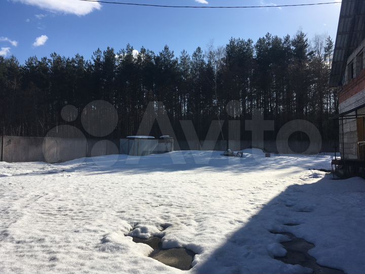 Производственное помещение, 300 м²