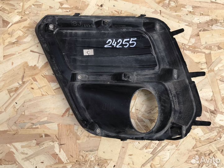 Решетка в бампер правая Subaru Forester 5 SK (S14)