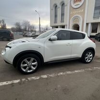 Nissan Juke 1.6 CVT, 2012, 107 000 км, с пробегом, цена 1 299 999 руб.