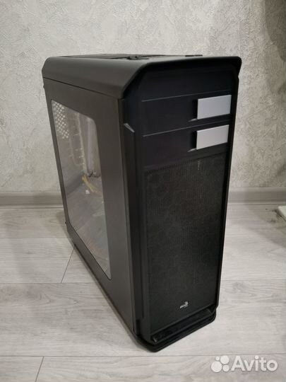 Игровой компьютер P9X79 \ E5-1680v2 \ GTX680 \ 8Gb