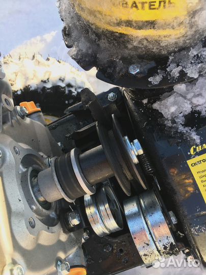 Champion 656 Снегоуборщик б/у