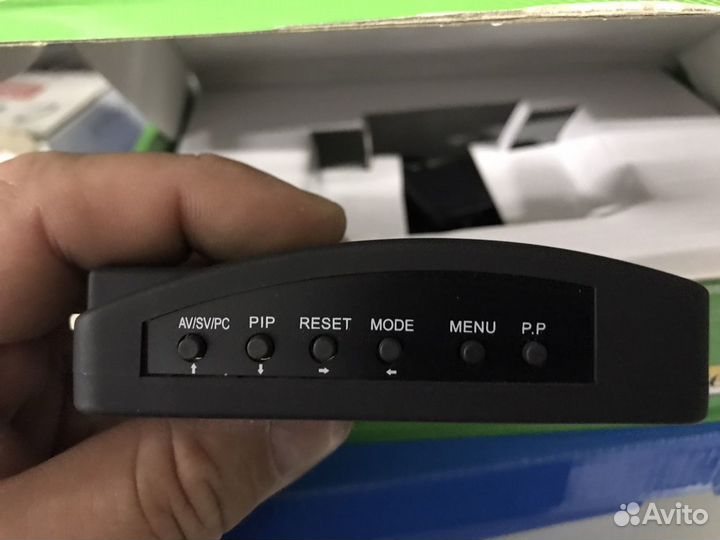 Конвертор RCA, S-video в VGA