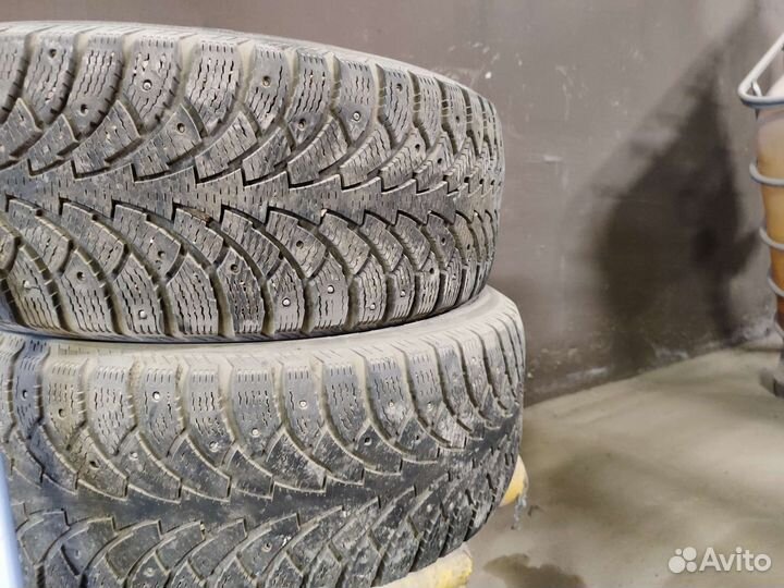Nokian Tyres Hakkapeliitta 4 225/55 R16 99M