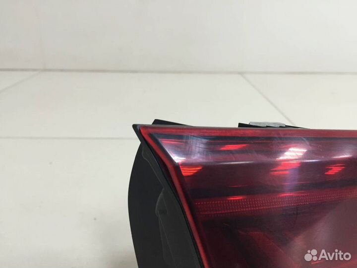 Фонарь задний внутренний левый Volkswagen Taos