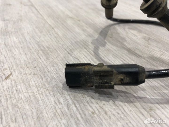 Датчик abs передний левый Renault Dokker 2017 2018