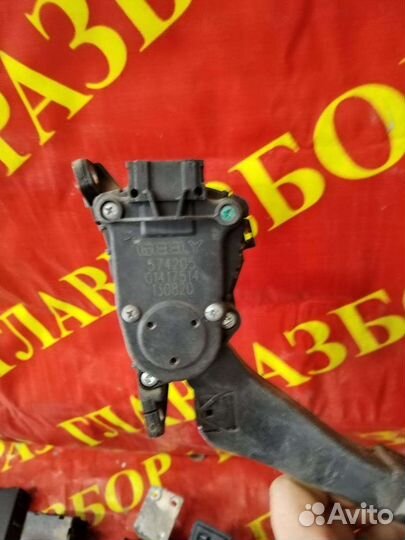 Электро педаль газа на geely emgrand ес7