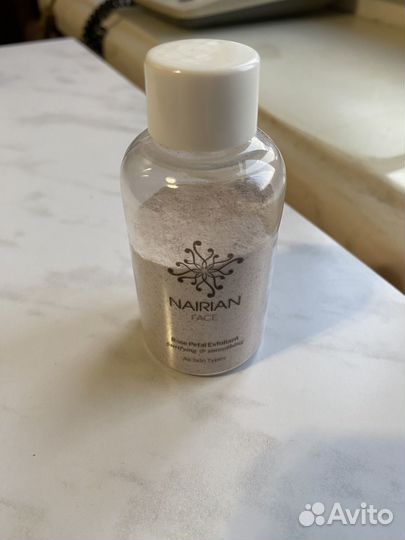 Скраб для лица с лепестками розы nairian