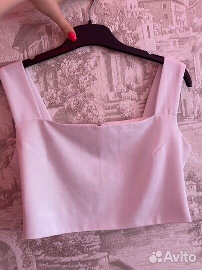 Укороченный топ