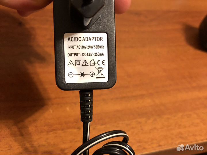 Блок питания (адаптер) 2-pin для радио авто