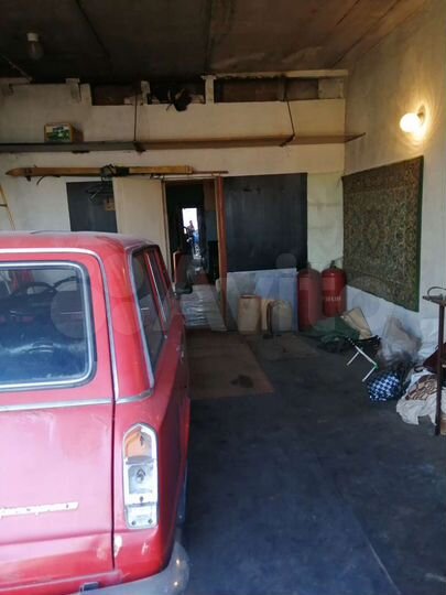 Гараж, > 30 м²