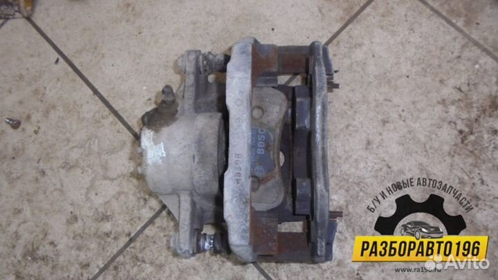 Суппорт передний правый Citroen C4 2005-2011