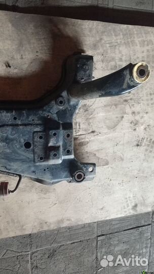 Подрамник передний Ford Focus 2